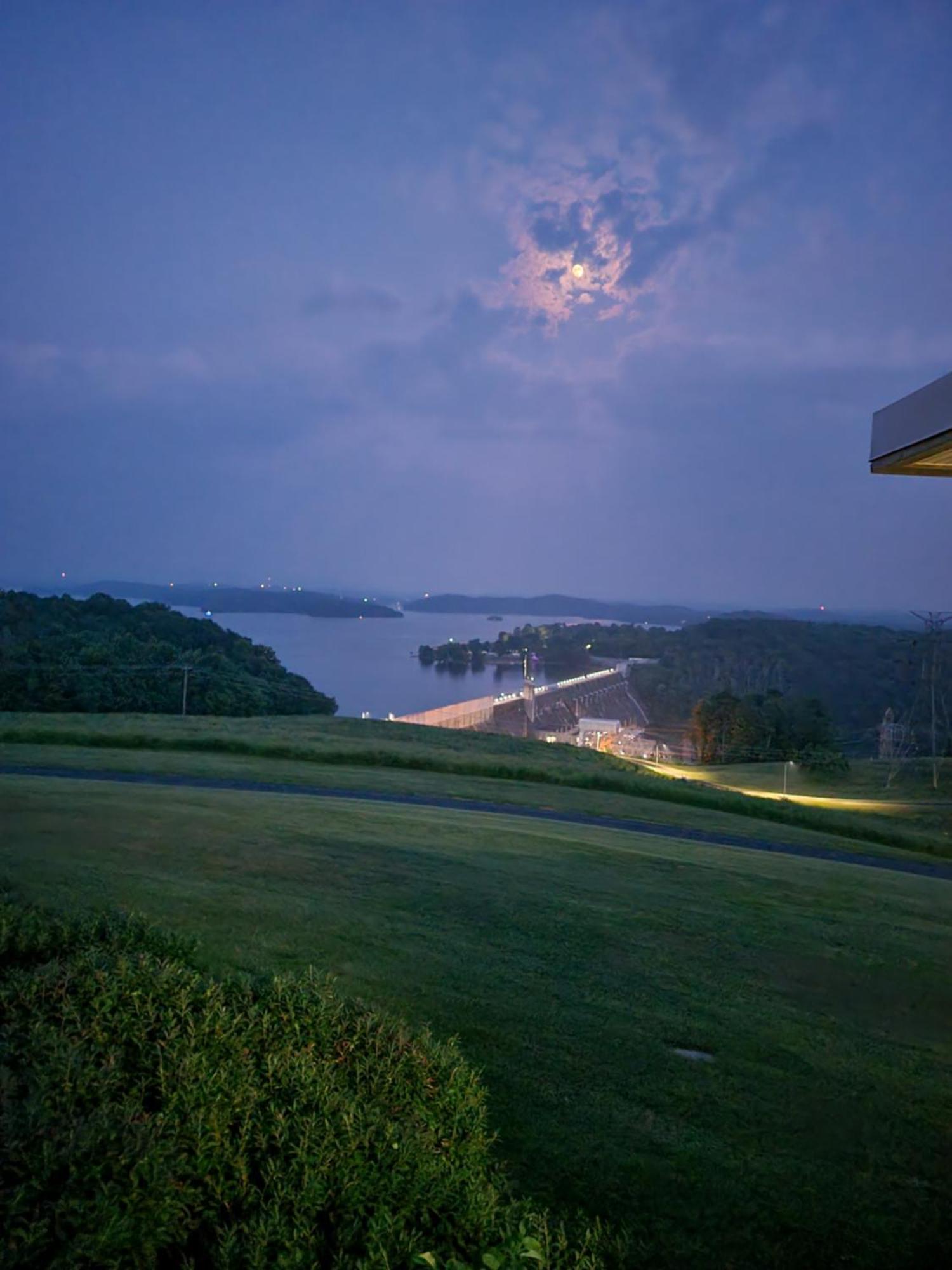 Bear Necessities, Luxury 5Bd Mtn Views, Hot Tub, Many Bear Sightings Villa Gatlinburg Ngoại thất bức ảnh