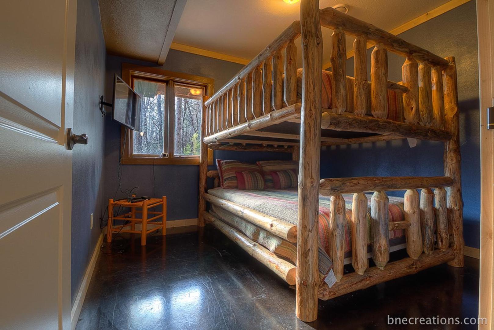 Bear Necessities, Luxury 5Bd Mtn Views, Hot Tub, Many Bear Sightings Villa Gatlinburg Ngoại thất bức ảnh